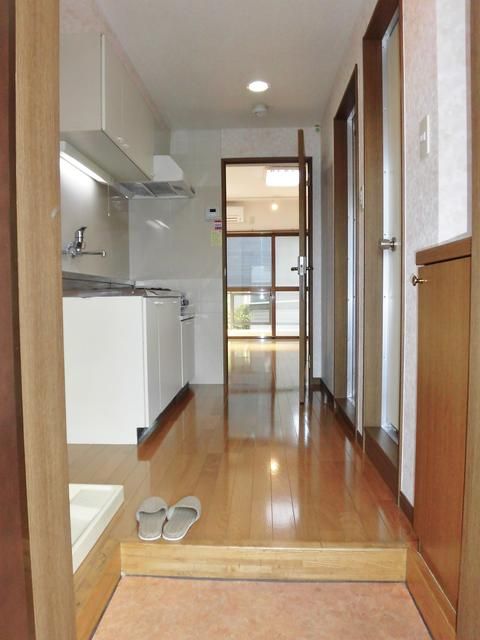 神奈川県厚木市旭町２丁目 玄関