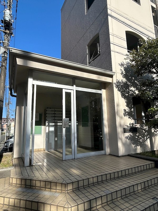 若尾山ハイツ エントランス