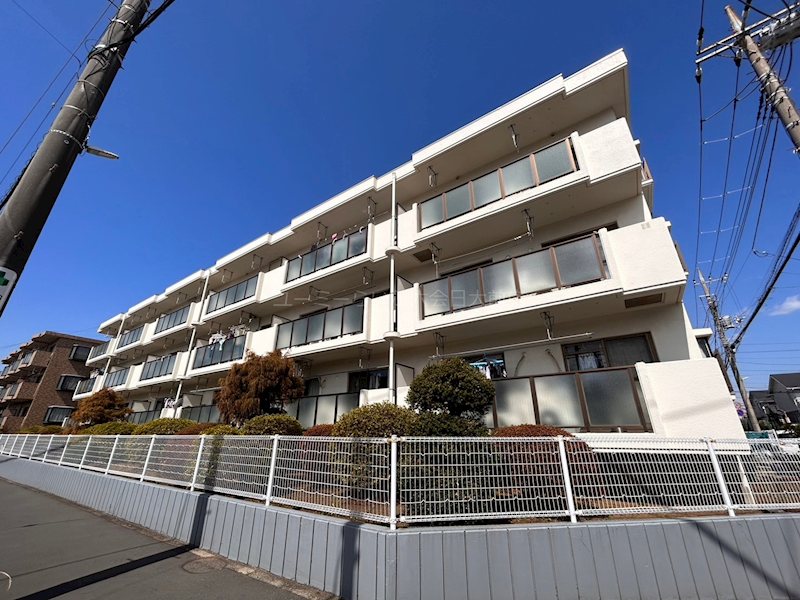 ルミエール湘南 305号室 外観