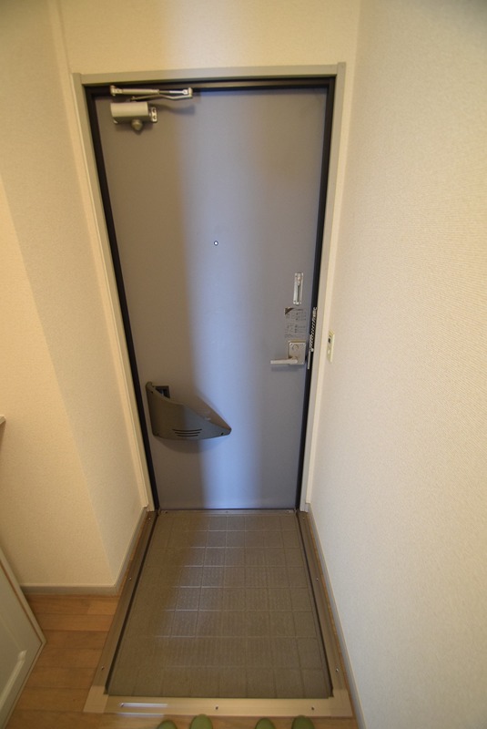 ハイツ桐 玄関