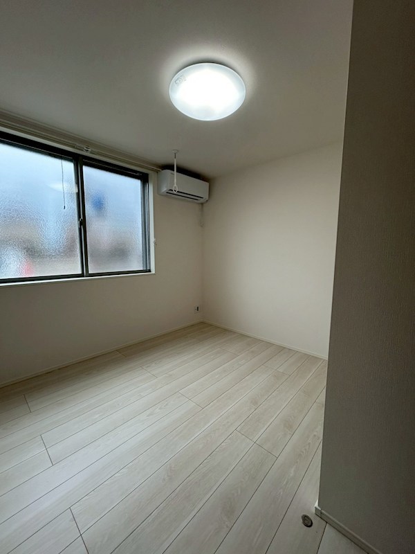 カインドネス本厚木Ｅａｓｔ リビング