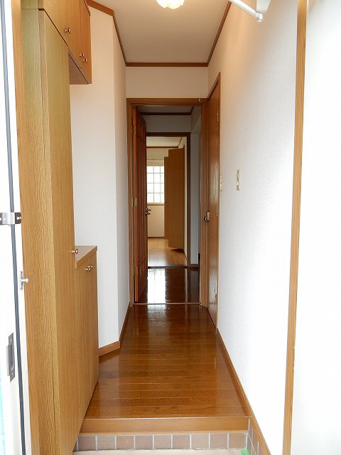 ヴェルトゥメゾン 玄関