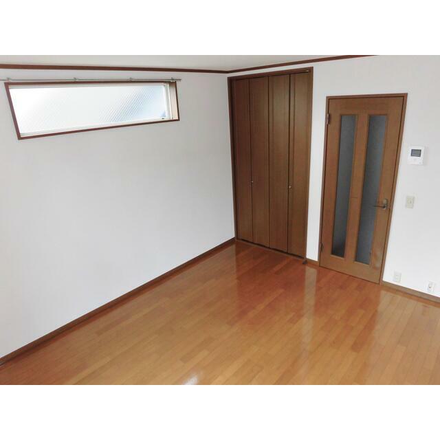 神奈川県厚木市松枝２丁目 リビング