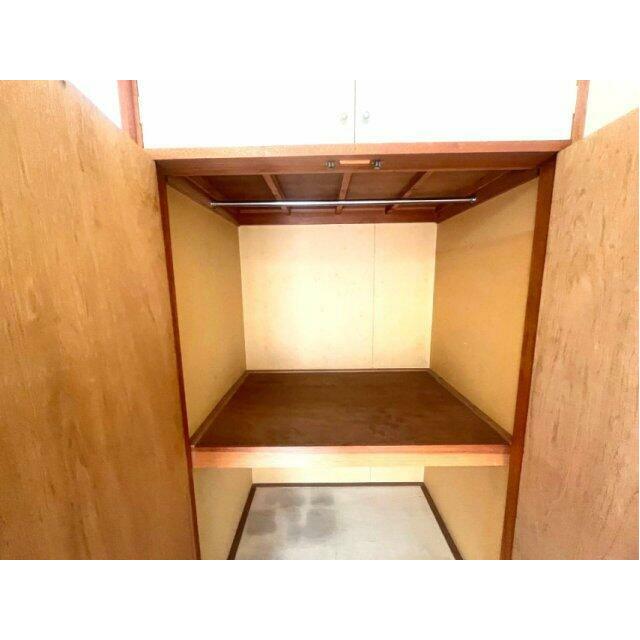 神奈川県厚木市温水西２丁目 収納