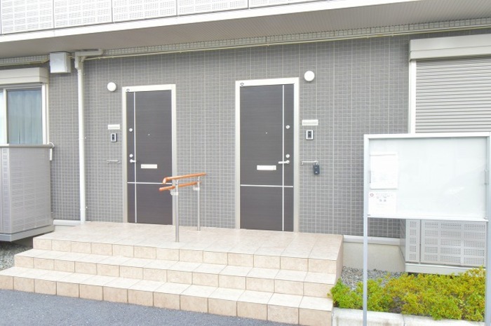 ロイヤルテラス エントランス