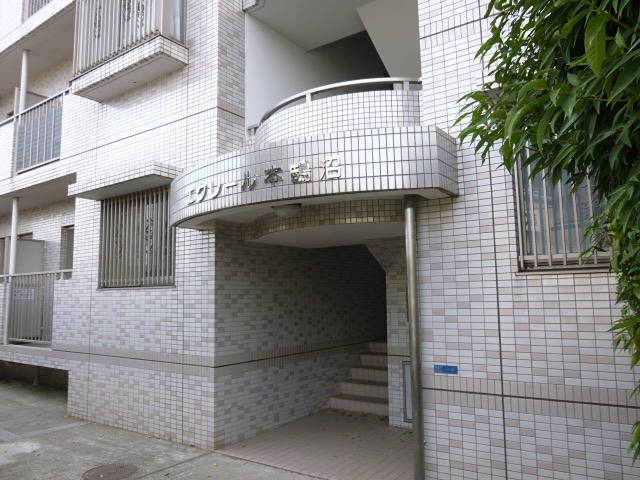 エクレール本鵠沼 エントランス