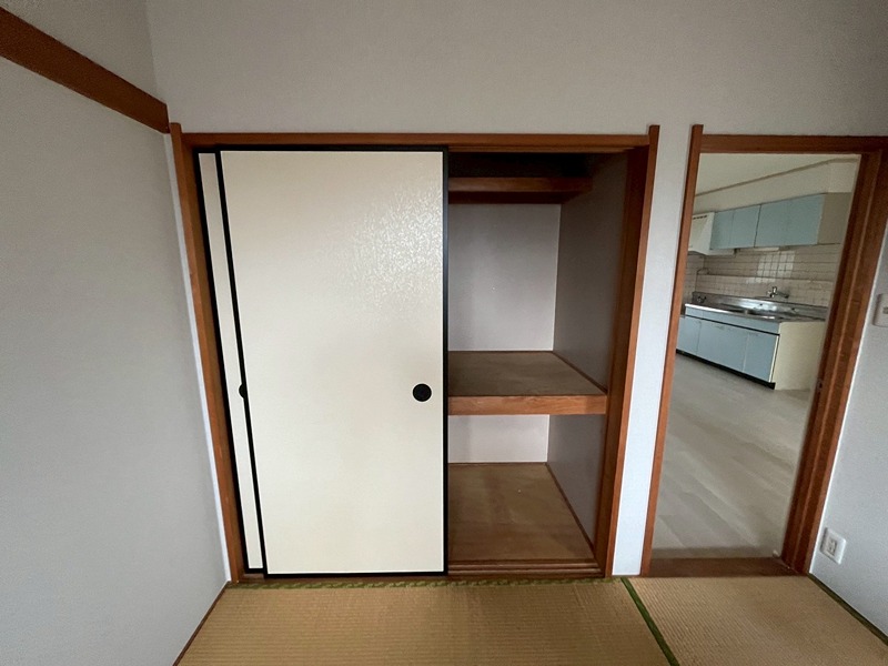 パインハイツ 収納
