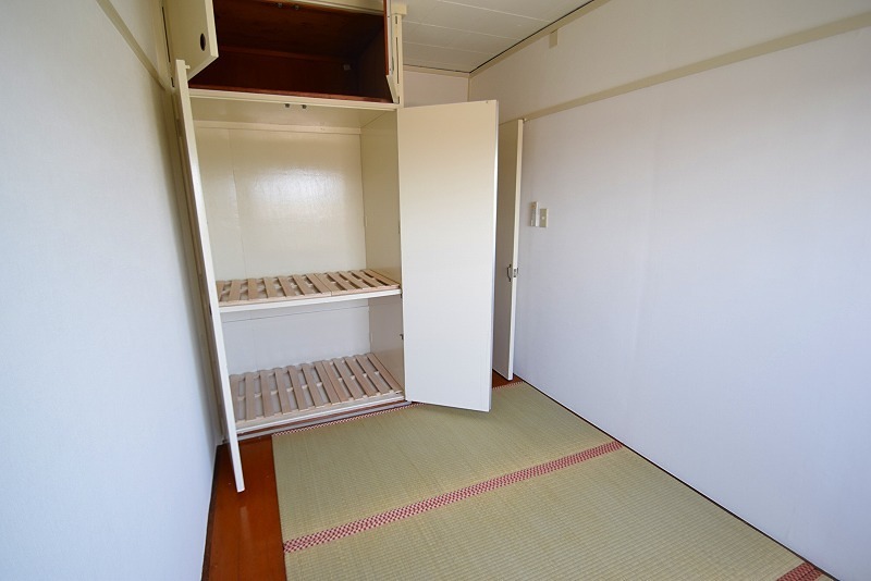 東高森団地10号棟 ベッドルーム