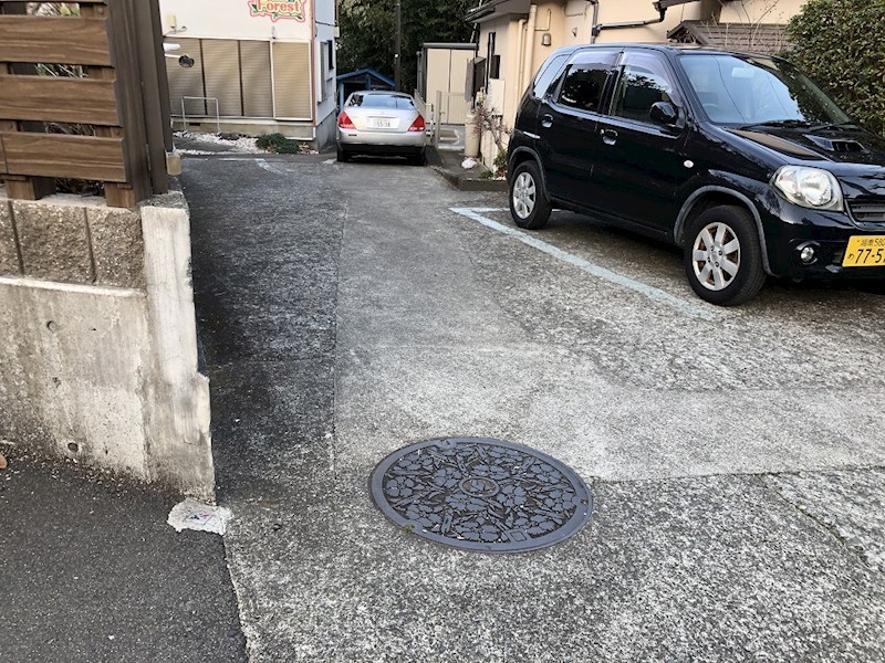 プラネットフォレスト 駐車場