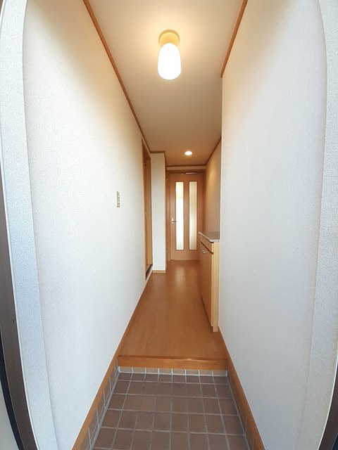 フォンターナ 玄関