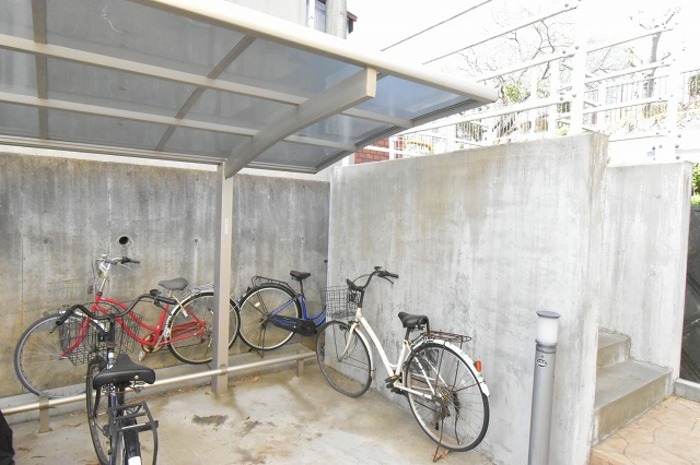 グランドソレイユ 駐車場