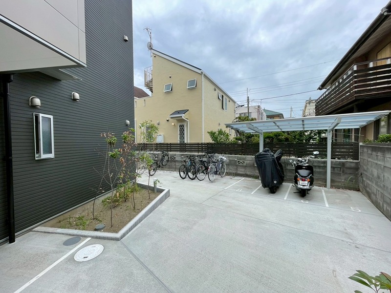 Ｂｒｉｇｈｔ　Ｓｔａｇｅ　Ｔｓｕｊｉｄｏ 駐車場