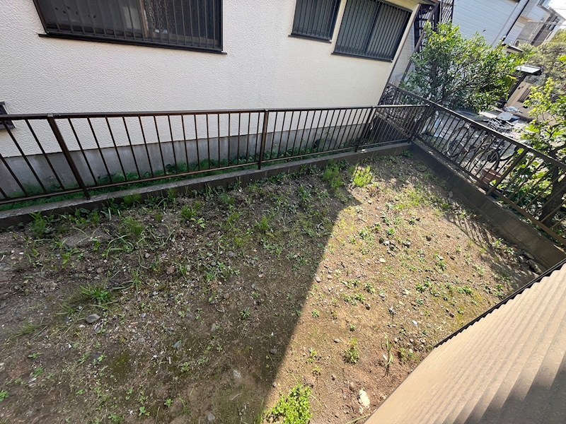 岡本テラス 庭