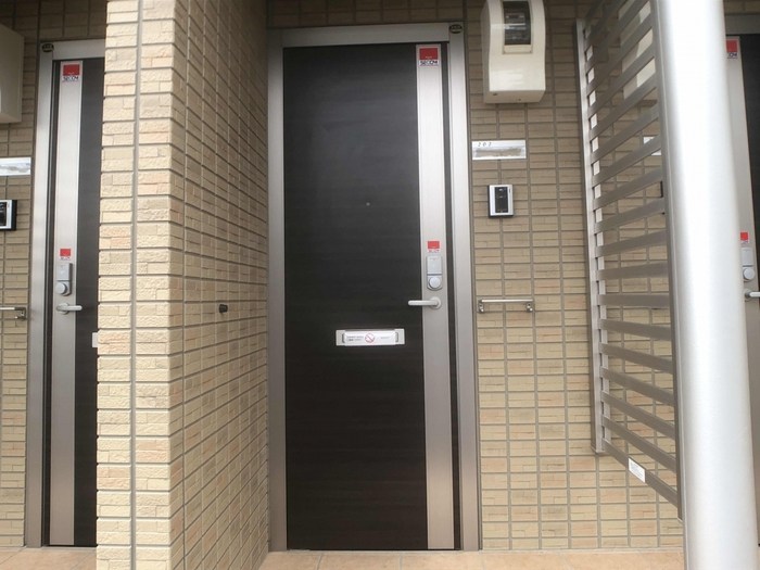ディアベルジュ湘南　&amp;alpha;館 玄関