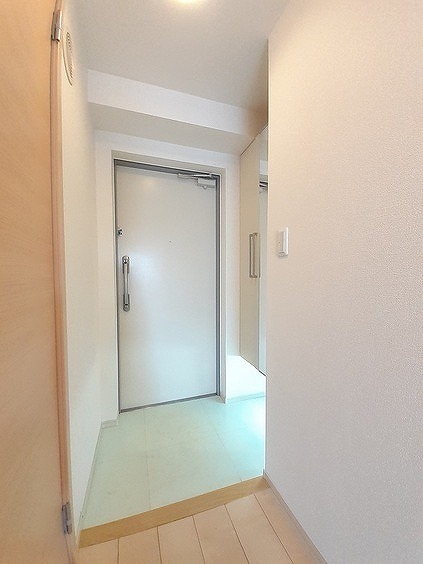 ルブス湘南 玄関