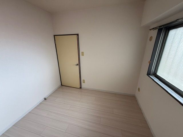 ライフパレット横浜 ベッドルーム
