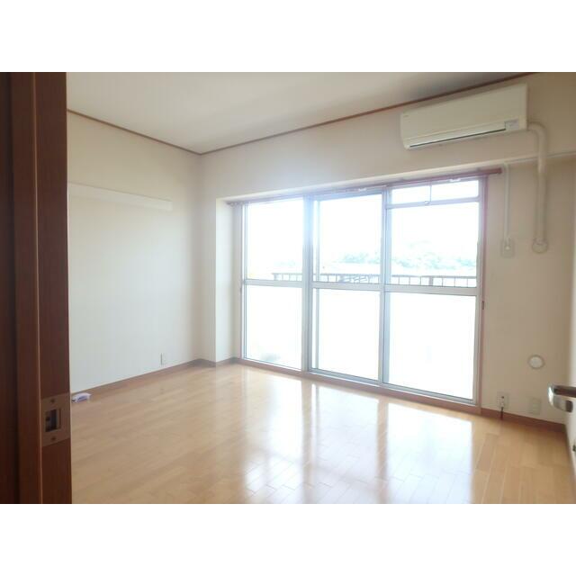 湘南常盤マンション ベッドルーム