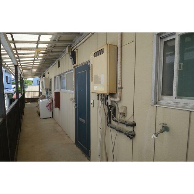 藤和荘 エントランス