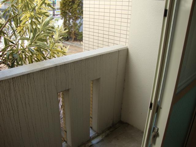 ＢＲＩＮＤＤＬＥ　ＣＯＵＲＴ ベランダ