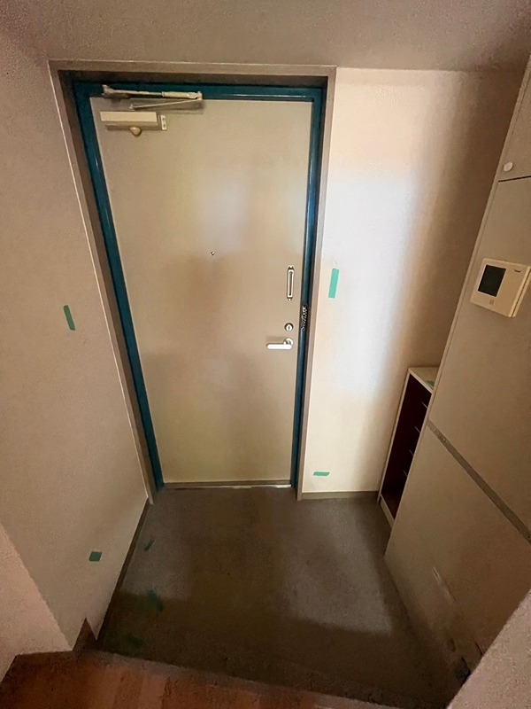 エストレージャ湘南 玄関