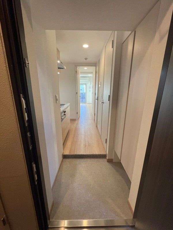 ラグゼナ平塚 玄関