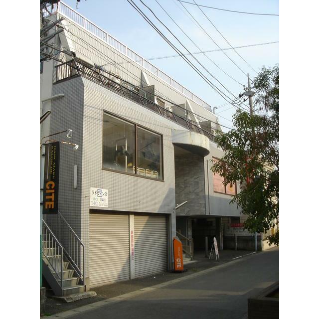 ラドウィンズ 303号室 外観