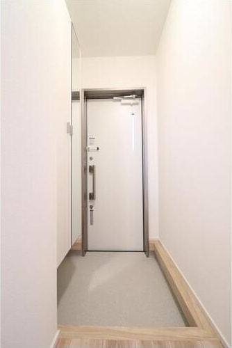 アダージオ湘南 玄関