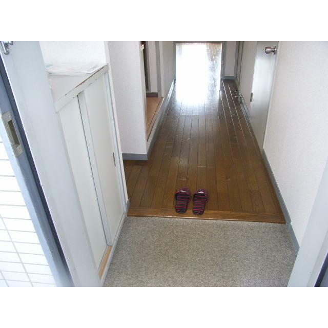 ヒルズ小山台Ⅱ 玄関