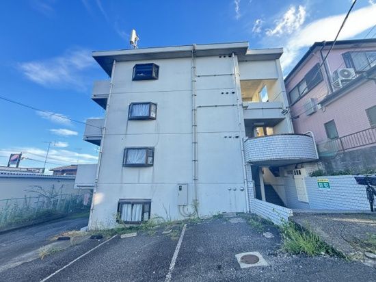 メゾン川瀬 202号室 外観