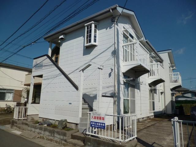 アアロット アパートメント 外観