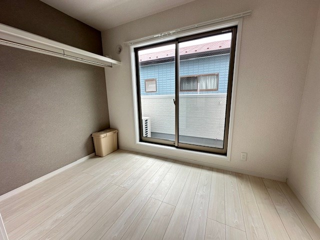 ひなたと春風のラテ ベッドルーム