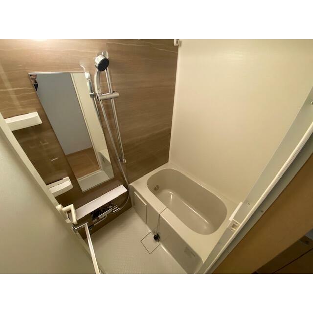 ＩＣＯＬＩＳ愛甲石田 風呂画像