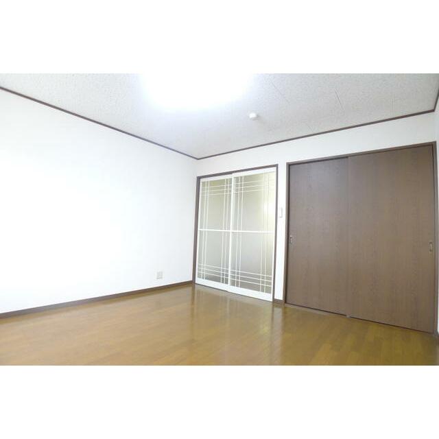 第二稲荷山ハイツ リビング