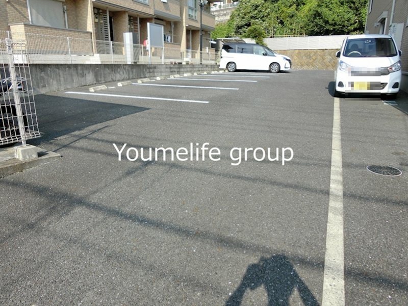 ルアナヒルズ 駐車場