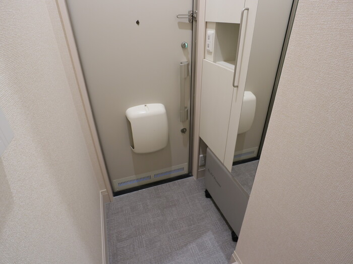 セレスティンワール　A棟 玄関