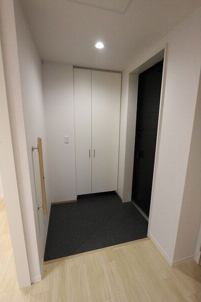 ドムスベルウッド 玄関