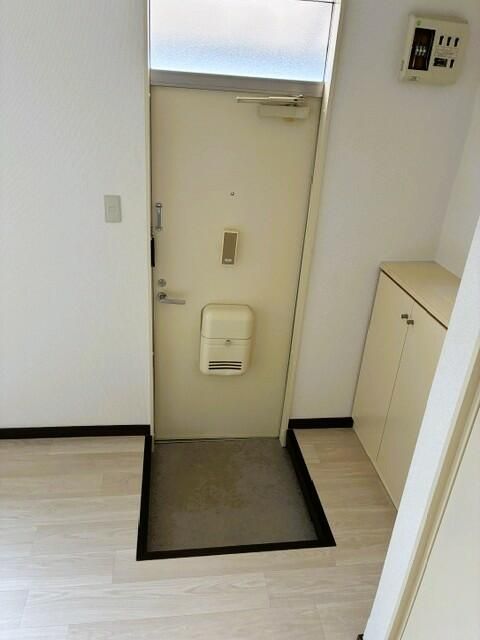 パレス小沢Ⅲ 玄関