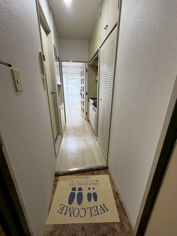 ユースピア本厚木 玄関