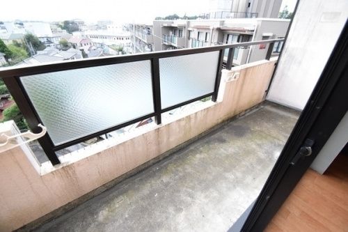 ドエル砂押橋 ベランダ