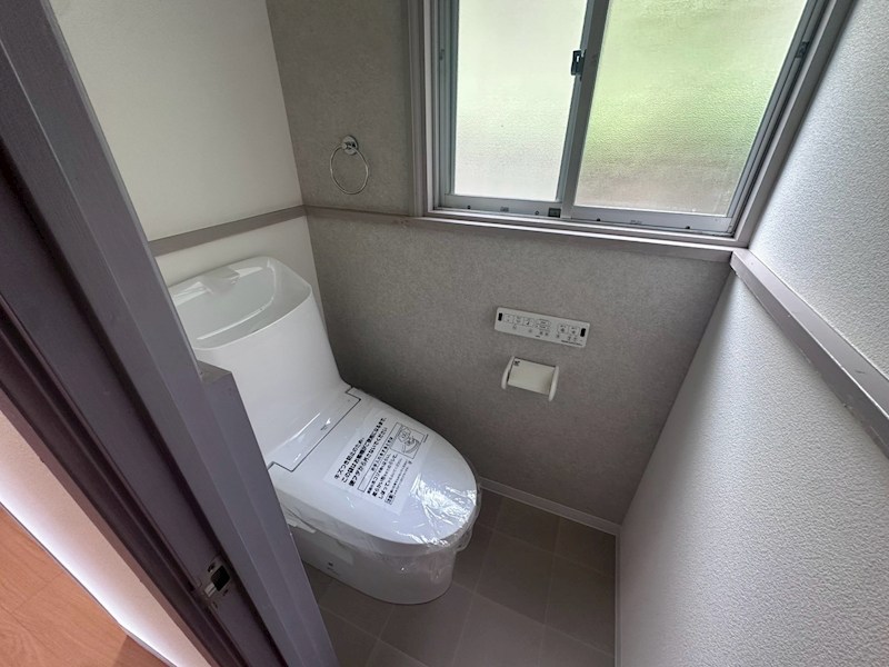 秦野市鶴巻2074戸建て その他1