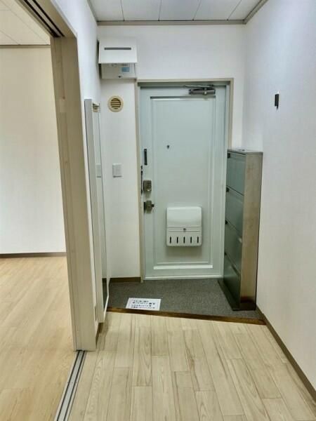 若尾山ハイツ 玄関