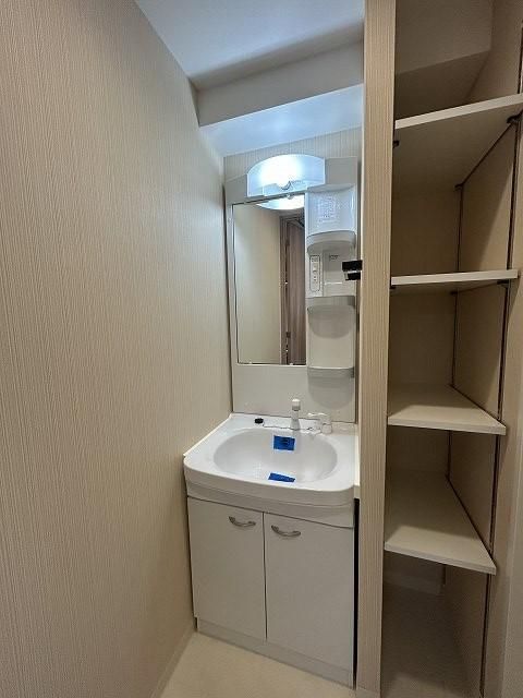 小田急伊勢原駅前マンション 洗面所