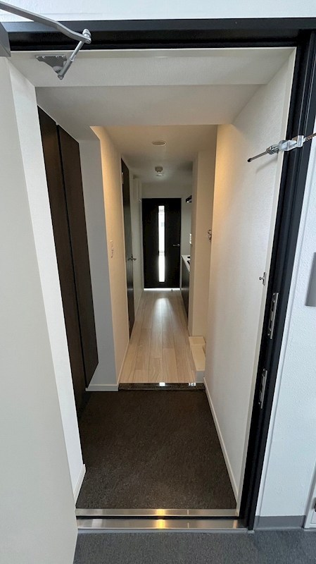 LIME RESIDENCE HIRATSUKA WEST 玄関