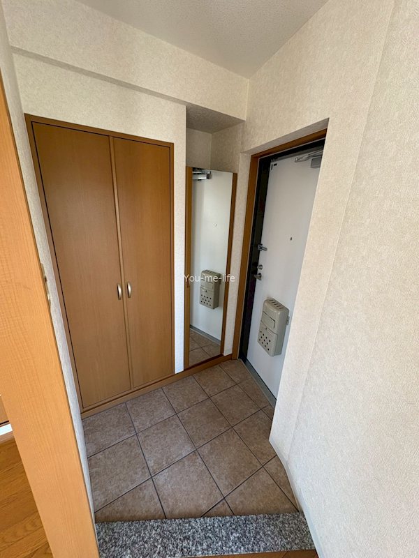 シェルコート 玄関
