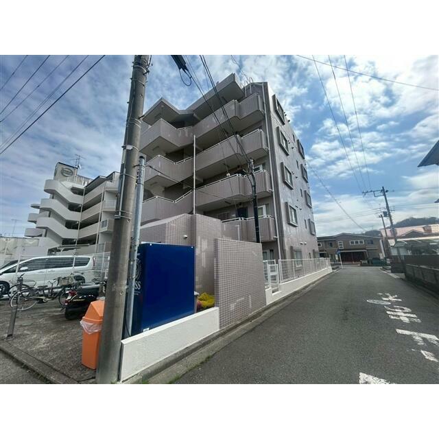 ウイ・ジュール毛利台 301号室 外観