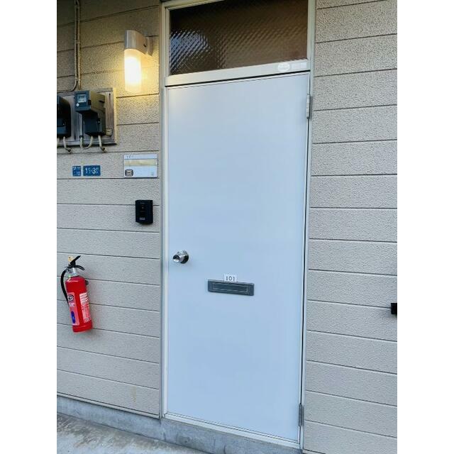 ハイツカワハラ 玄関