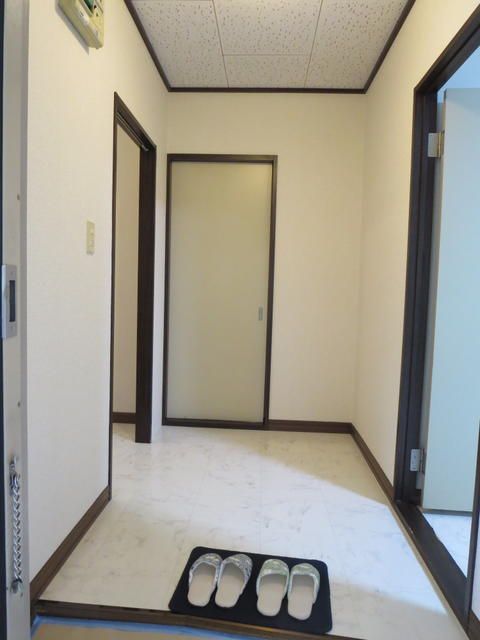 エクセール金子Ｃ 玄関