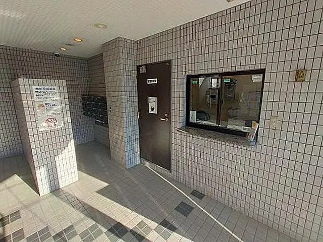 レクセル愛甲石田 エントランス