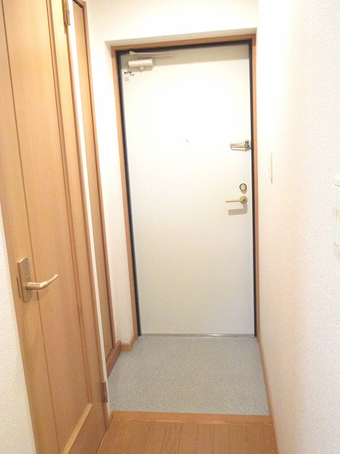アイビーガーデン鵠沼 玄関