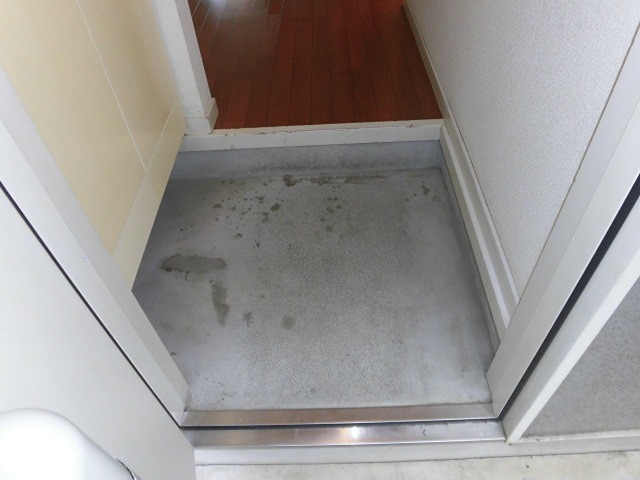 レモンハイツ 玄関